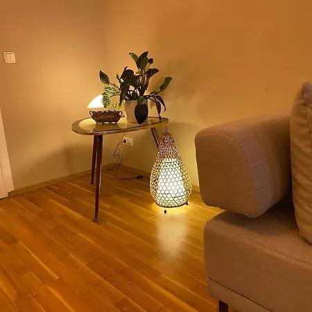 아파트 2 Schlafzimmer Fuer 5 Personen, Balkon, Hunde Willkommen *