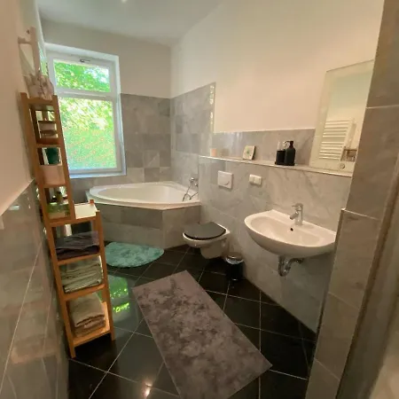 2 Schlafzimmer Fuer 5 Personen, Balkon, Hunde Willkommen *